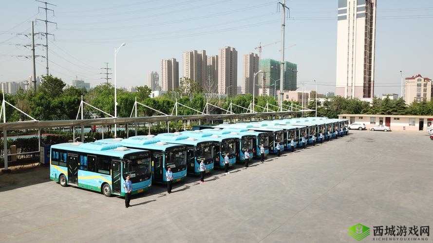 合家欢下册公交车:温馨出行故事